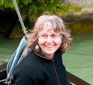 Jeanette Taylor on a heritage sites tour aboard the Columbia III.
